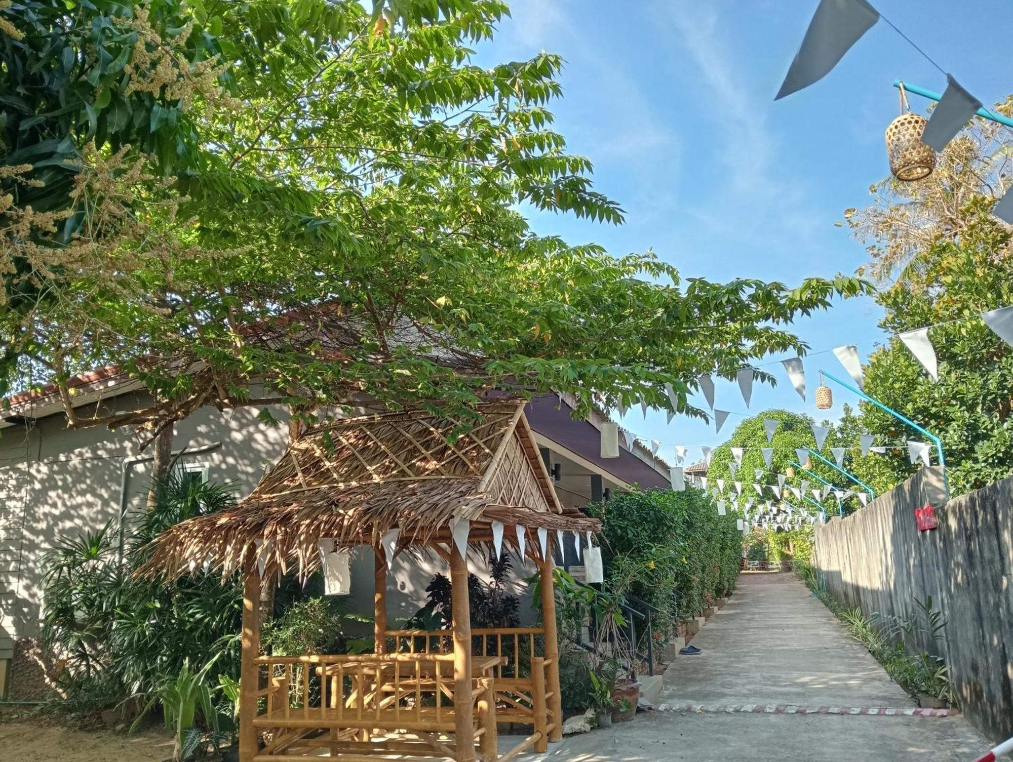 Lanta Beautiful Beach House Ko Lanta Oda fotoğraf